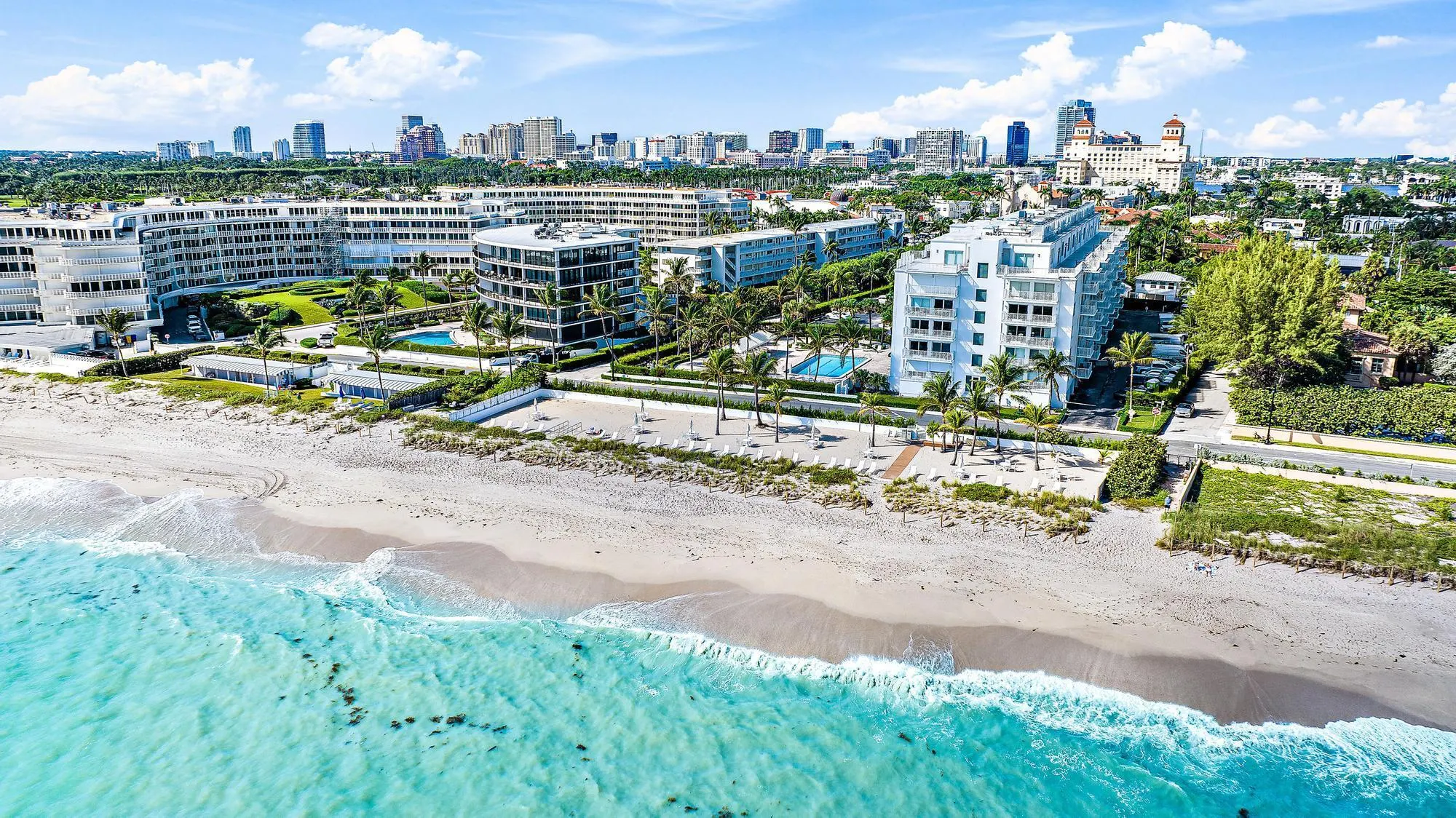 139 Sunrise Avenue, #306