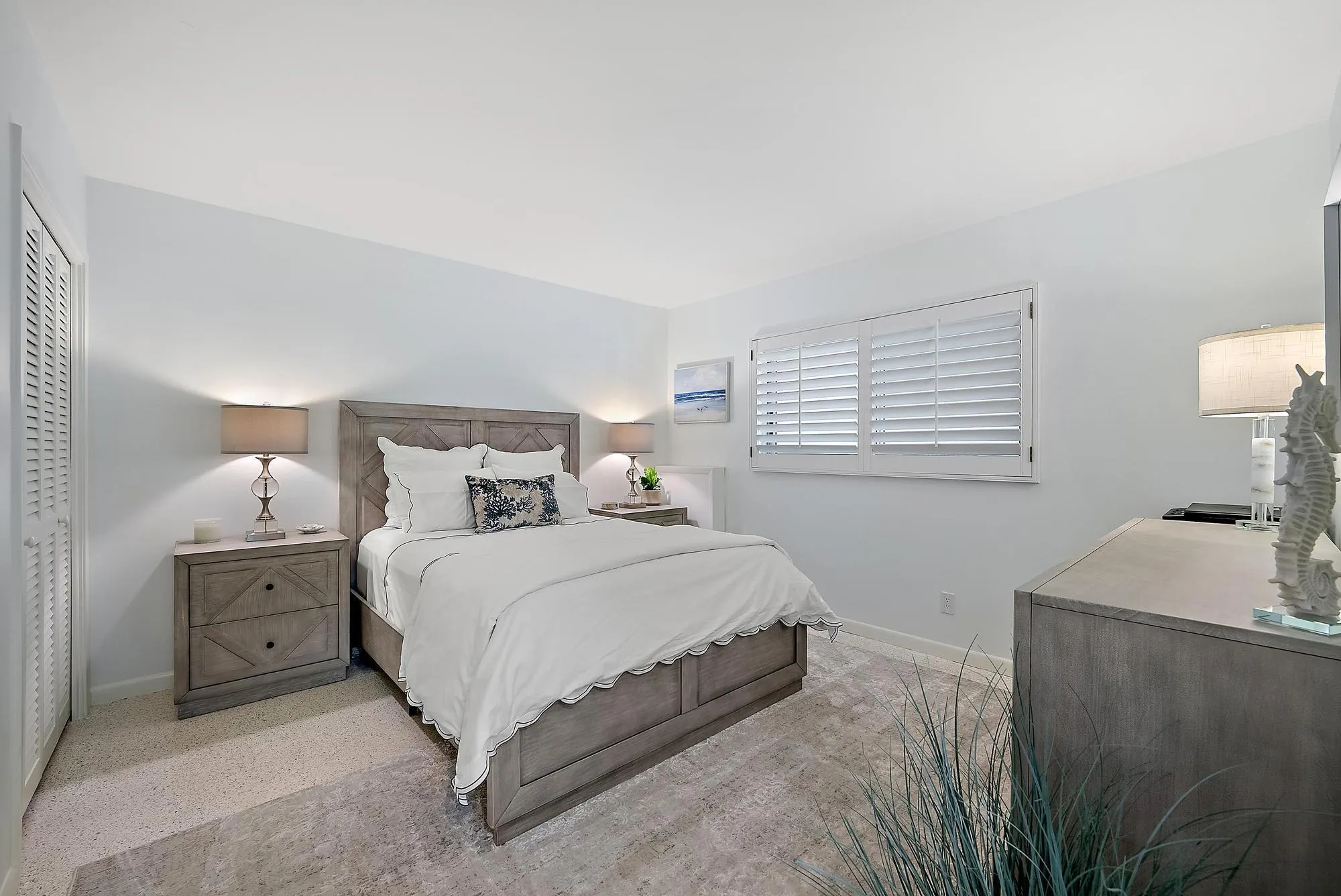 139 Sunrise Avenue, #306