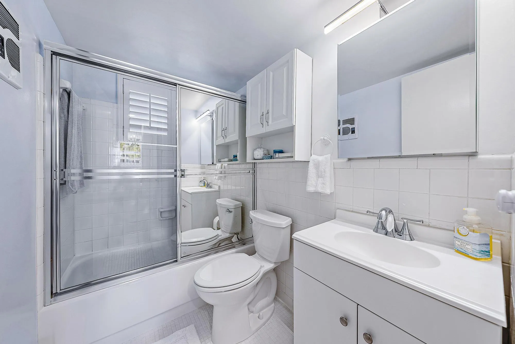 139 Sunrise Avenue, #306
