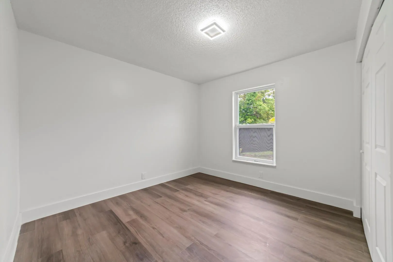 2961 NW 26th Street NW