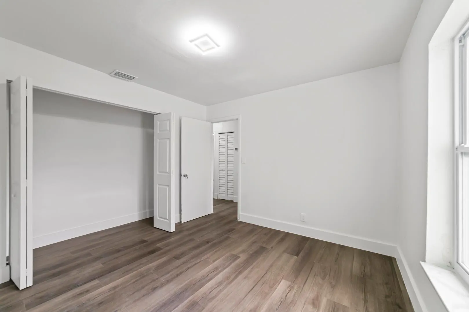 2961 NW 26th Street NW