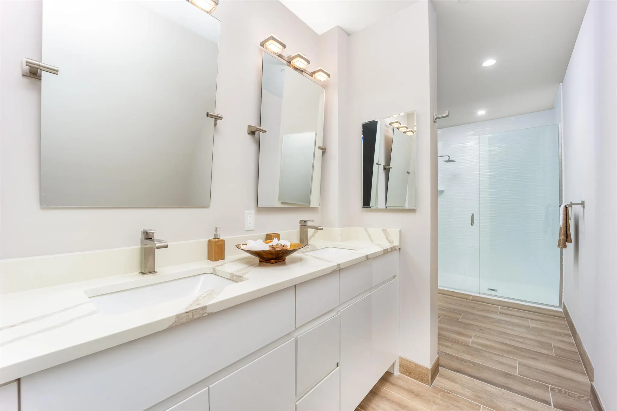 41 SW Seminole Street, #405