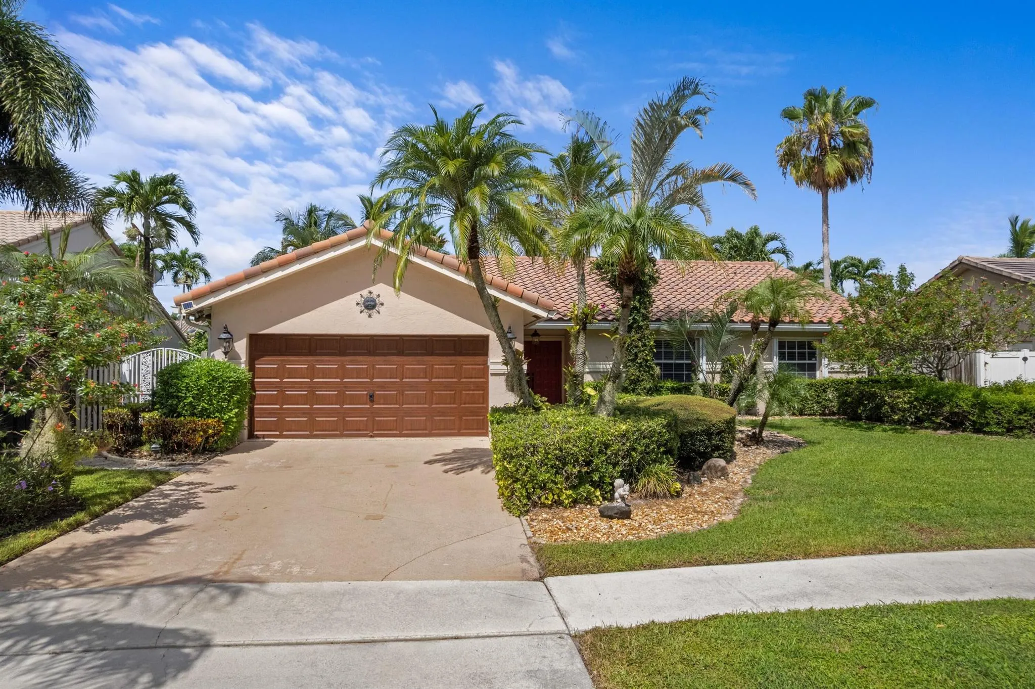 7463 W Country Club Boulevard