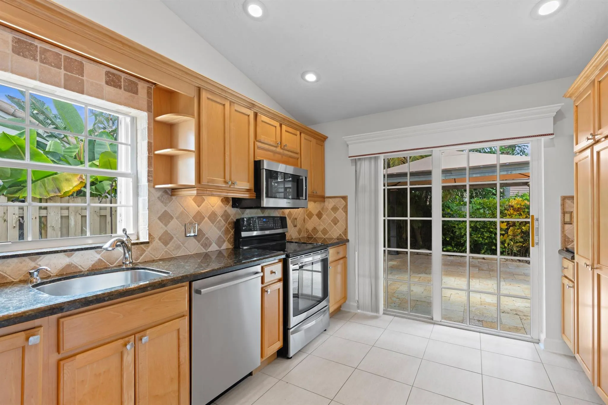 7463 W Country Club Boulevard