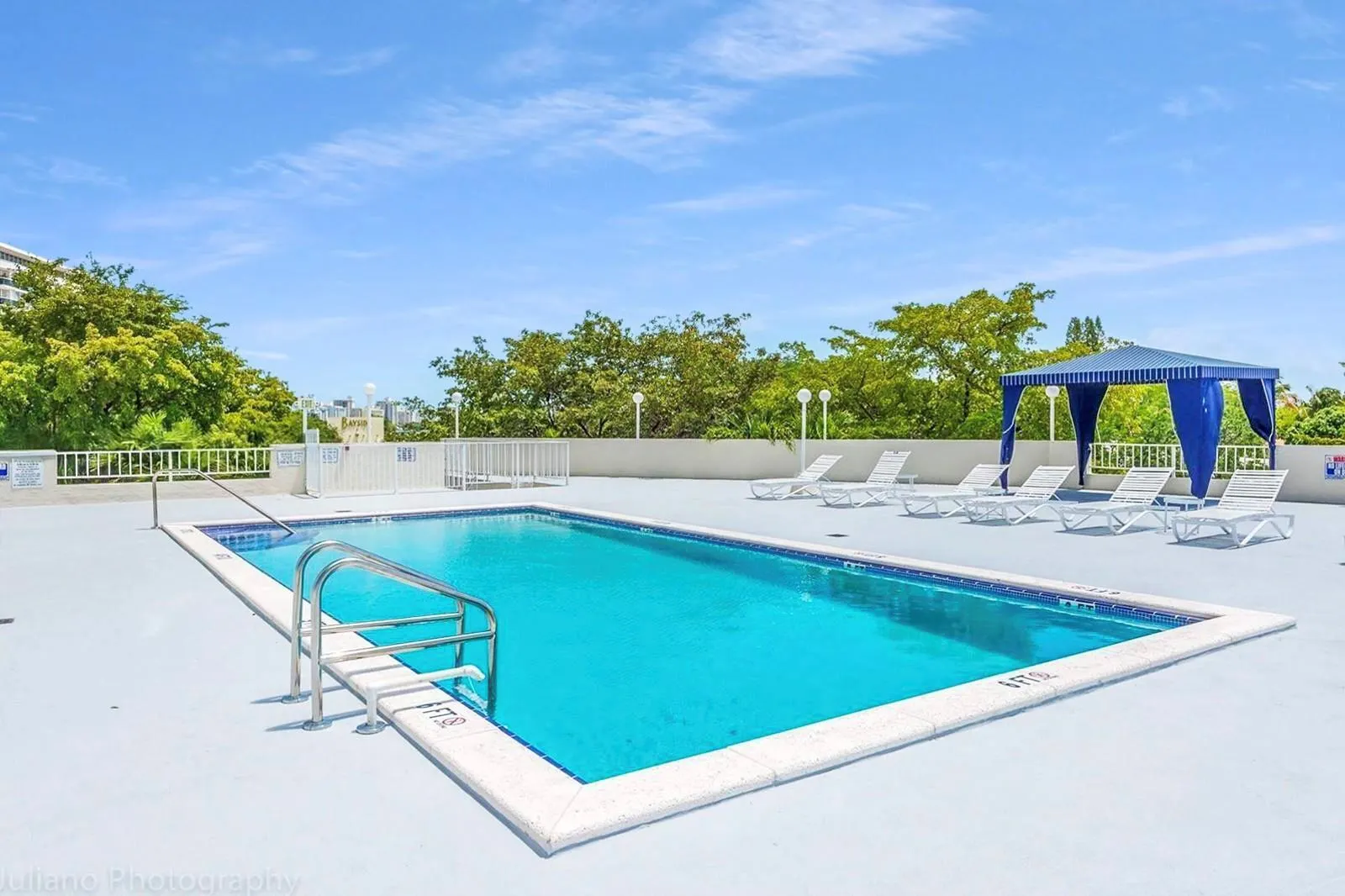 6900 Bay Drive, #11i