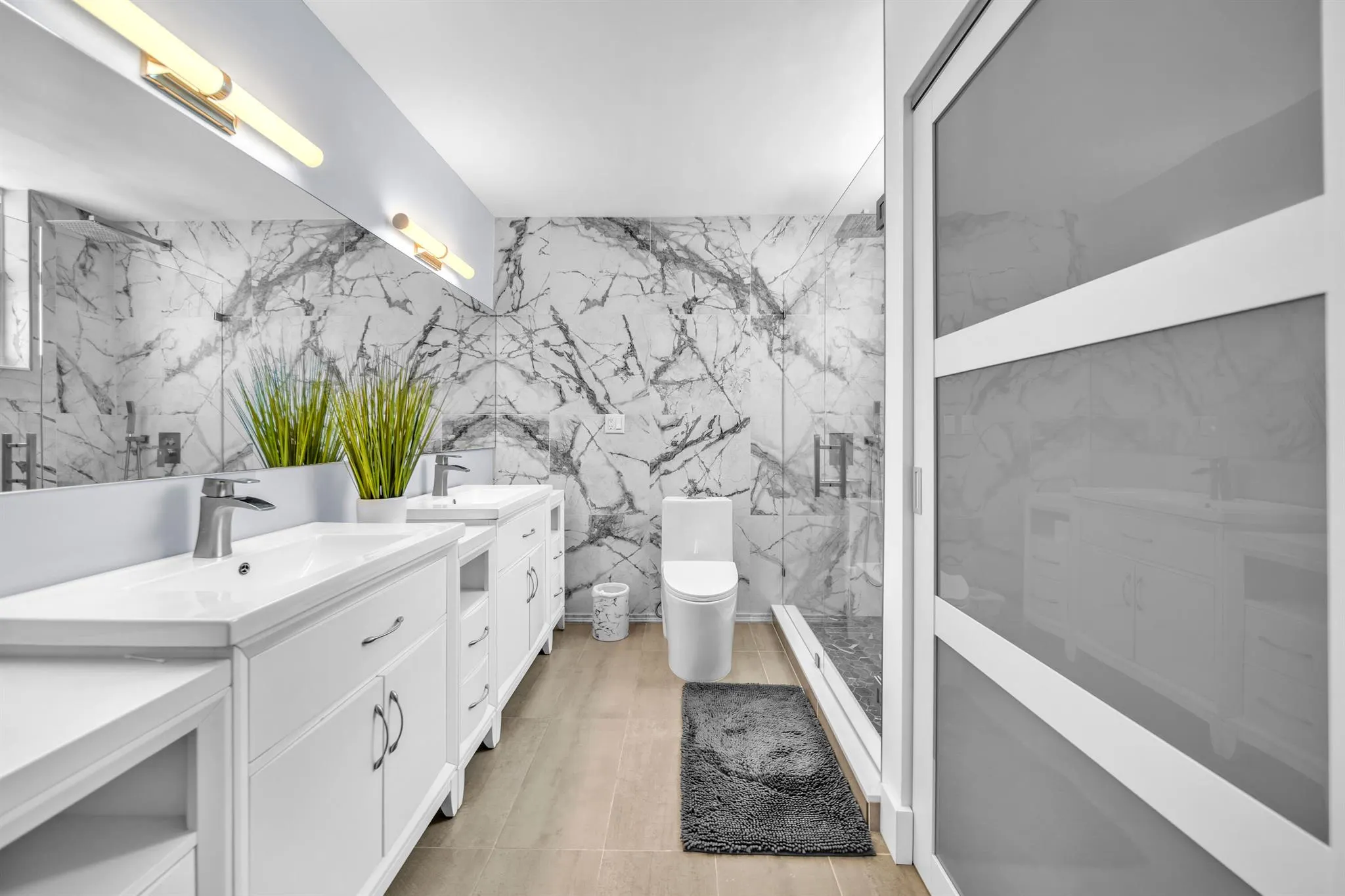 6900 Bay Drive, #11i