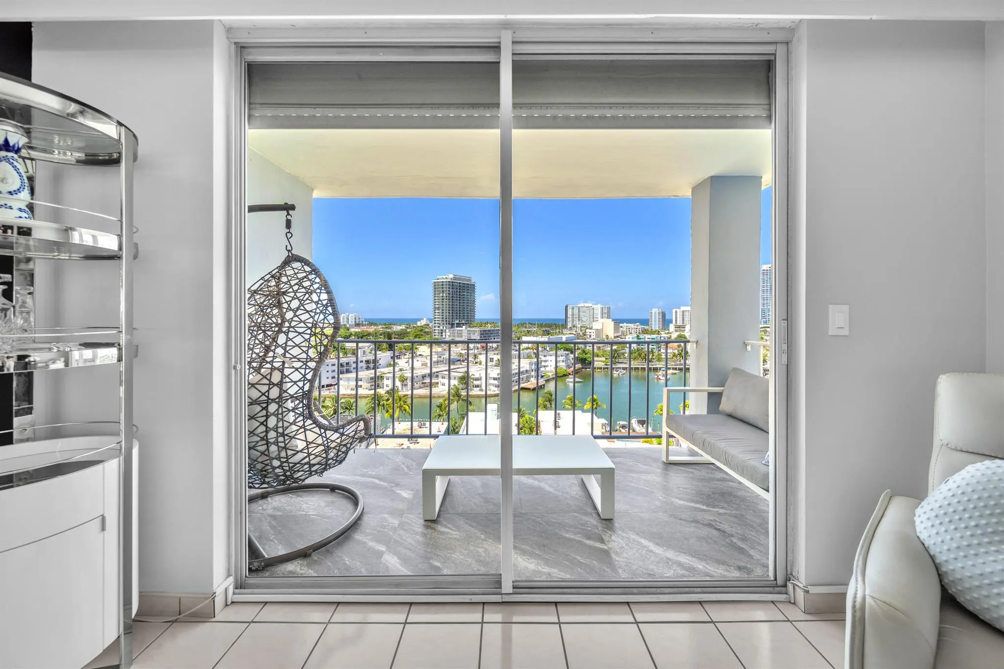 6900 Bay Drive, #11i