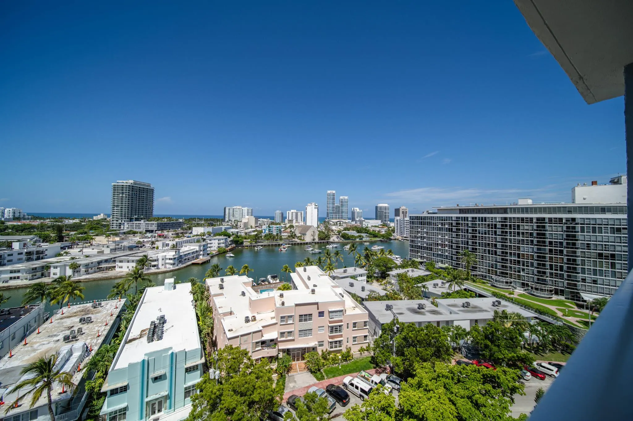 6900 Bay Drive, #11i