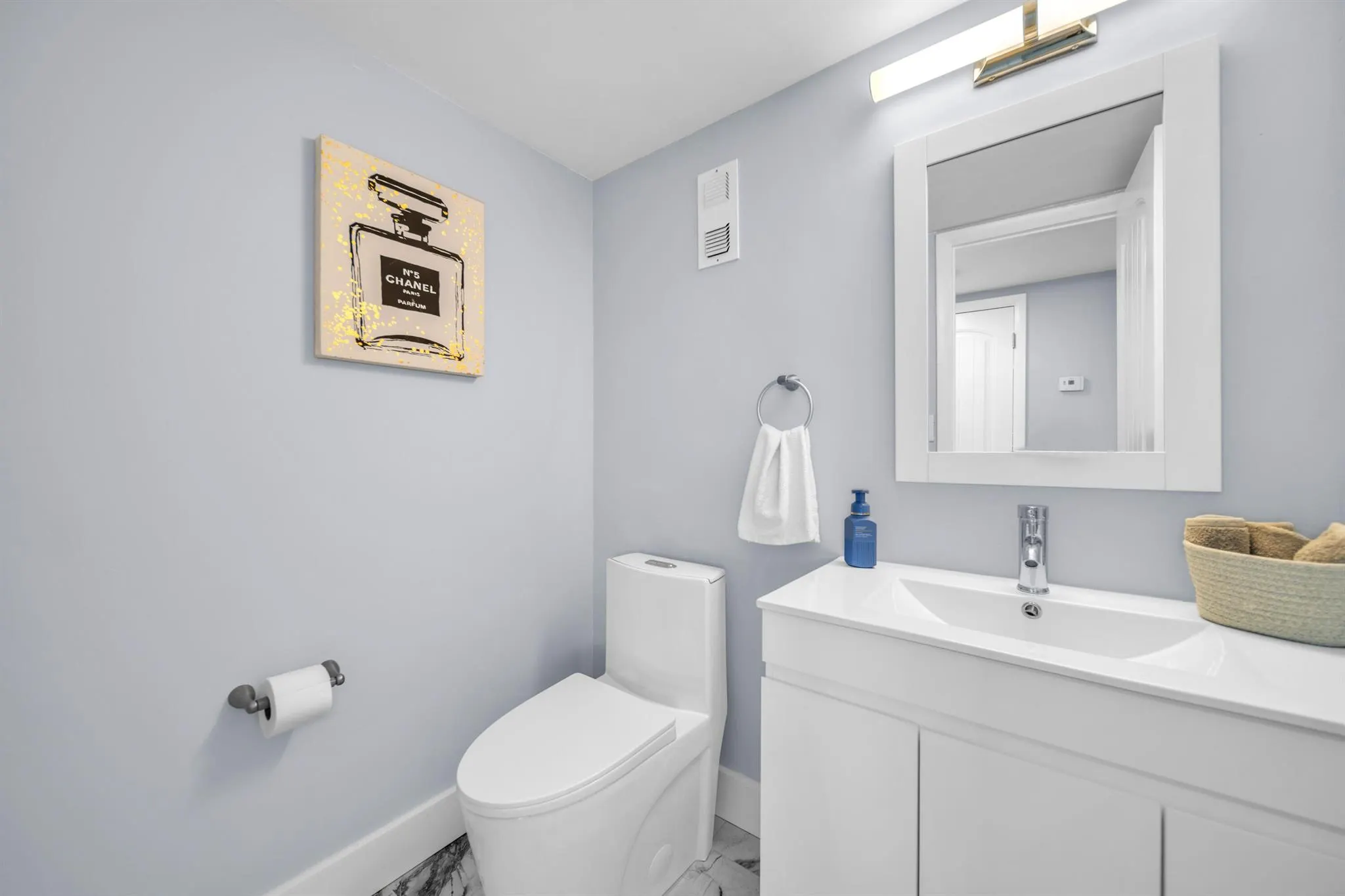 6900 Bay Drive, #11i
