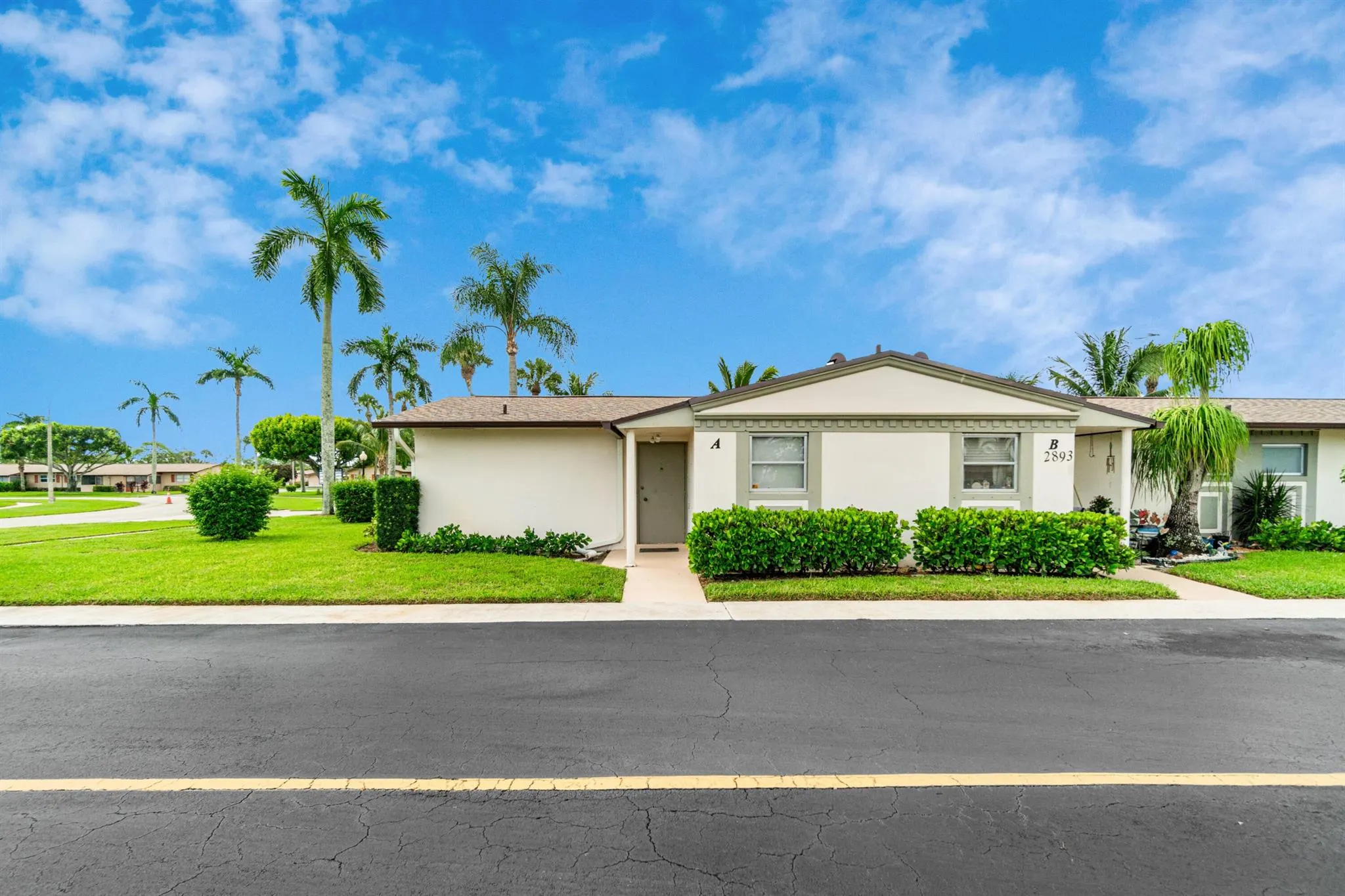 2893 Crosley Drive W, #A