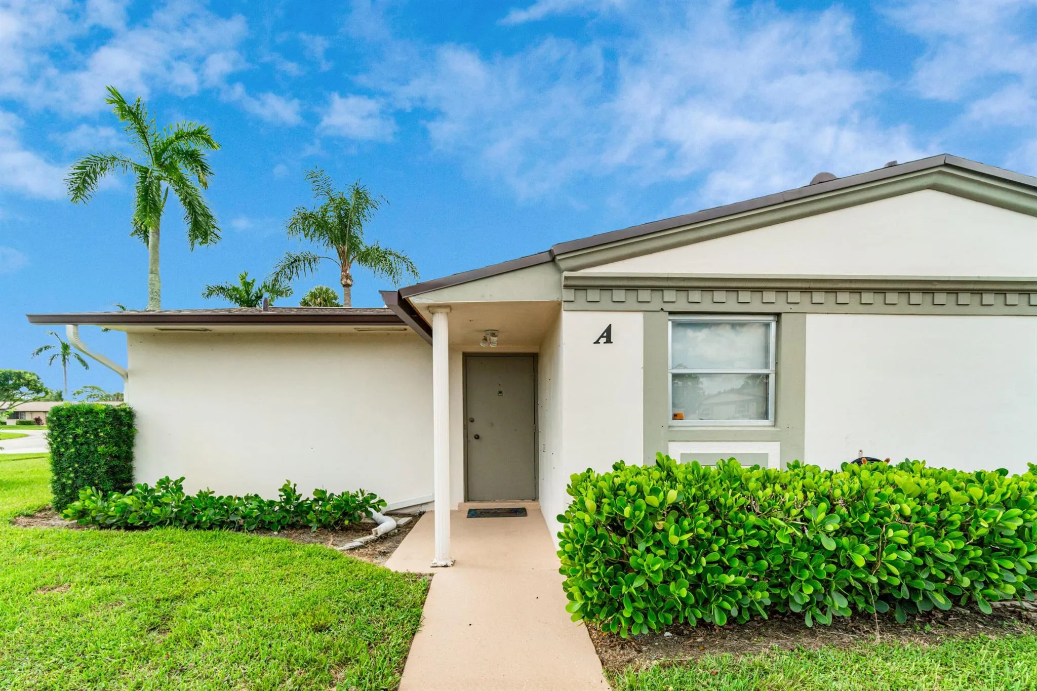 2893 Crosley Drive W, #A