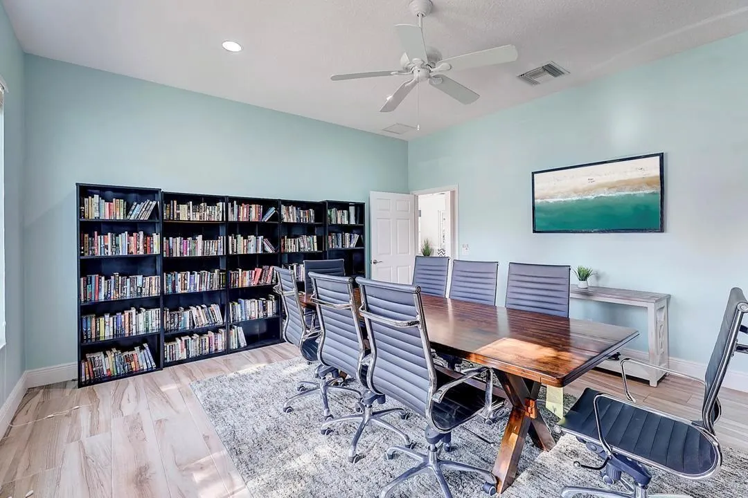 4629 NW Royal Oak Drive