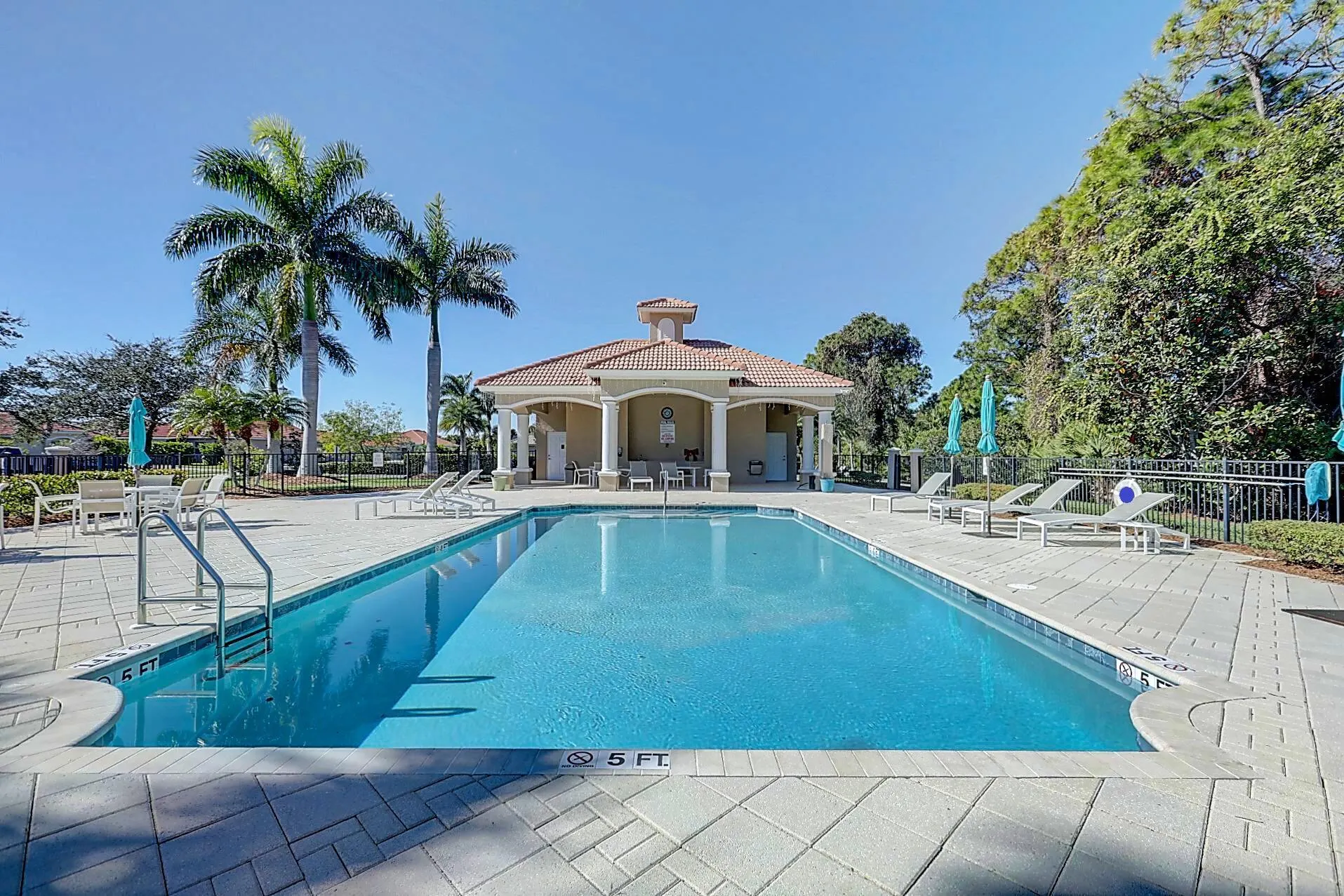 4629 NW Royal Oak Drive