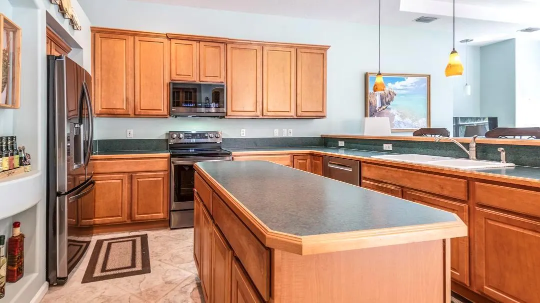 4629 NW Royal Oak Drive