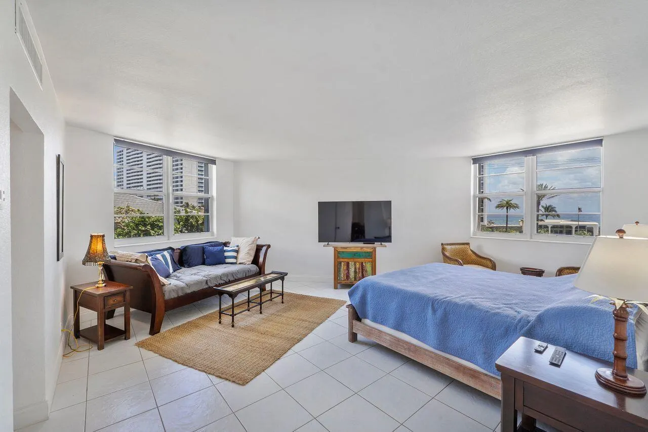 2851 S Ocean Boulevard, #3a