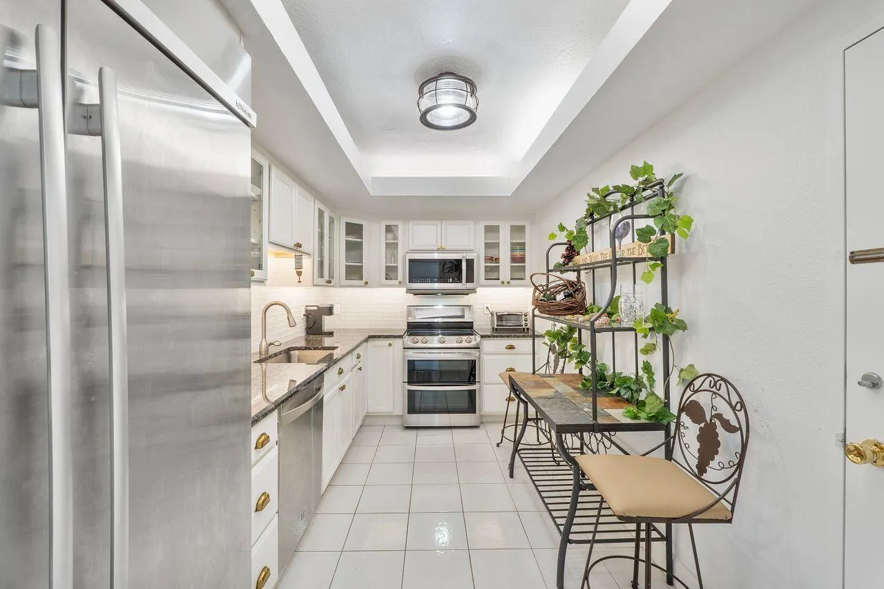 2851 S Ocean Boulevard, #3a