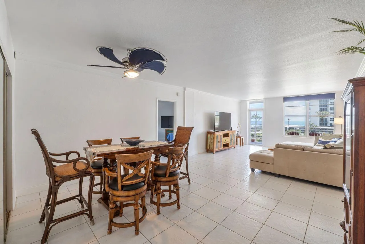 2851 S Ocean Boulevard, #3a