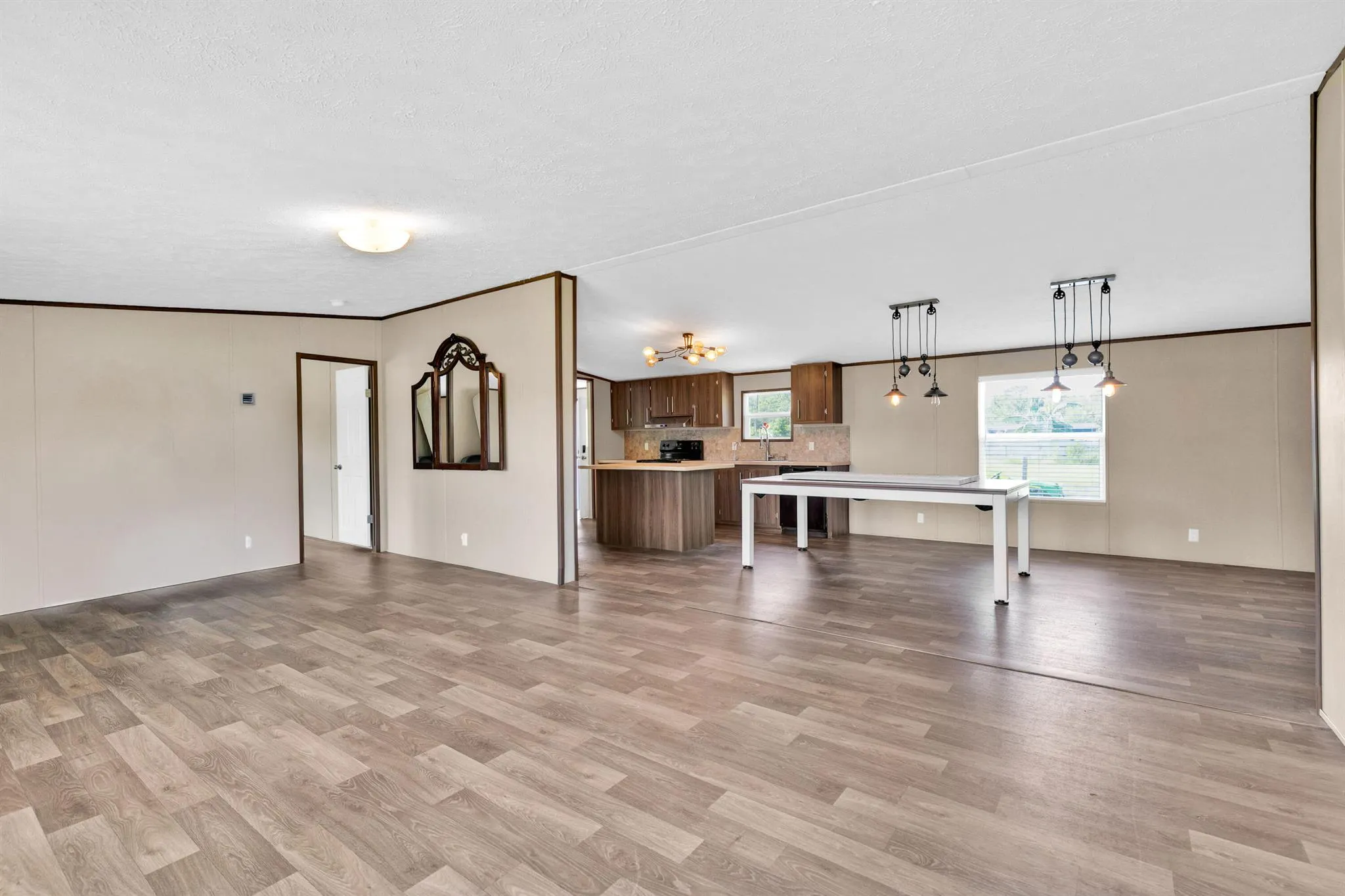 9396 Luna Drive