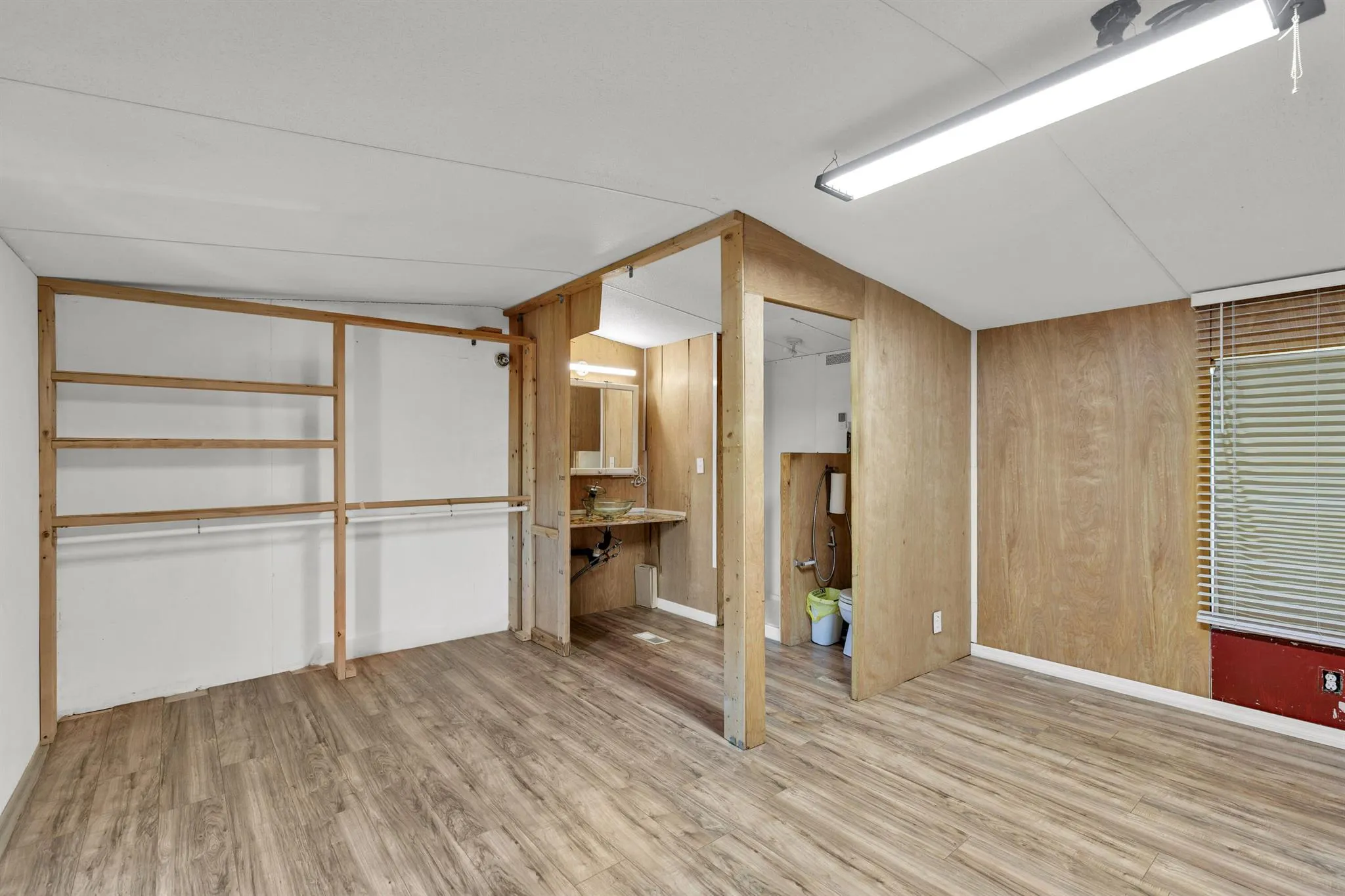 9396 Luna Drive