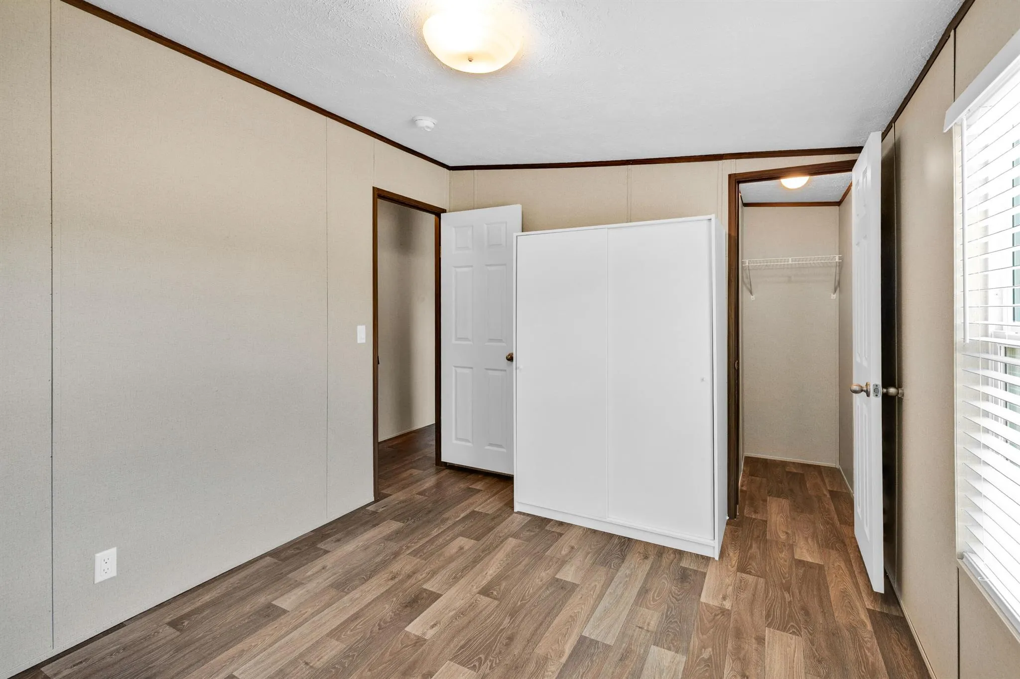 9396 Luna Drive