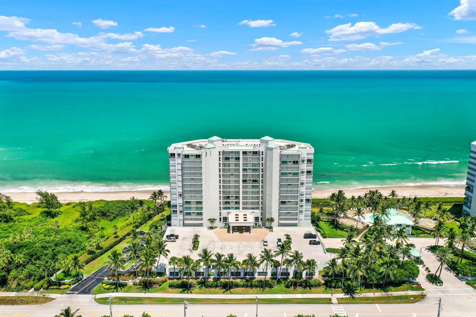 8600 S Ocean Drive, #902