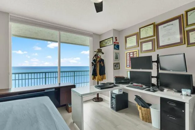 8600 S Ocean Drive, #902