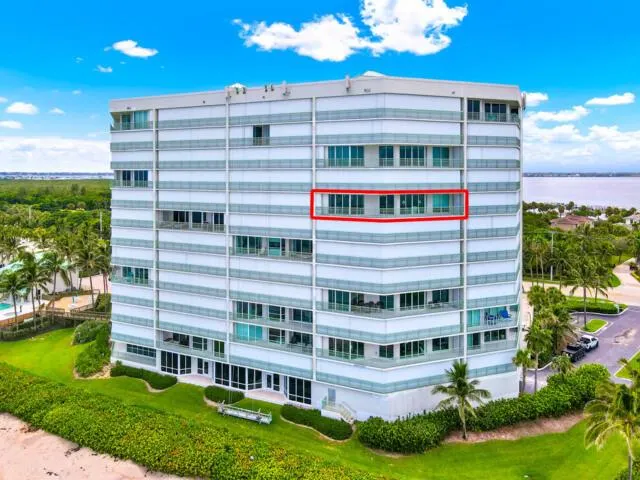8600 S Ocean Drive, #902