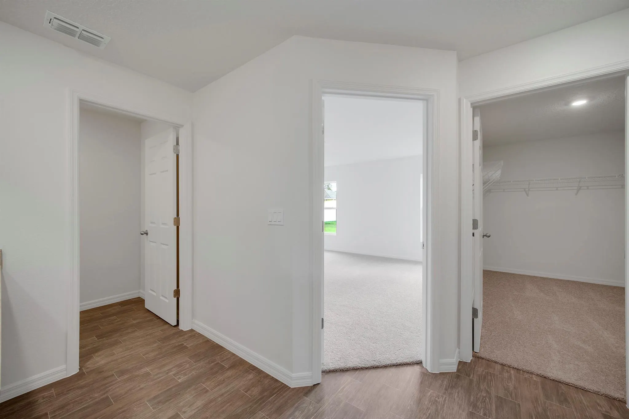 438 SW Meadow Terrace
