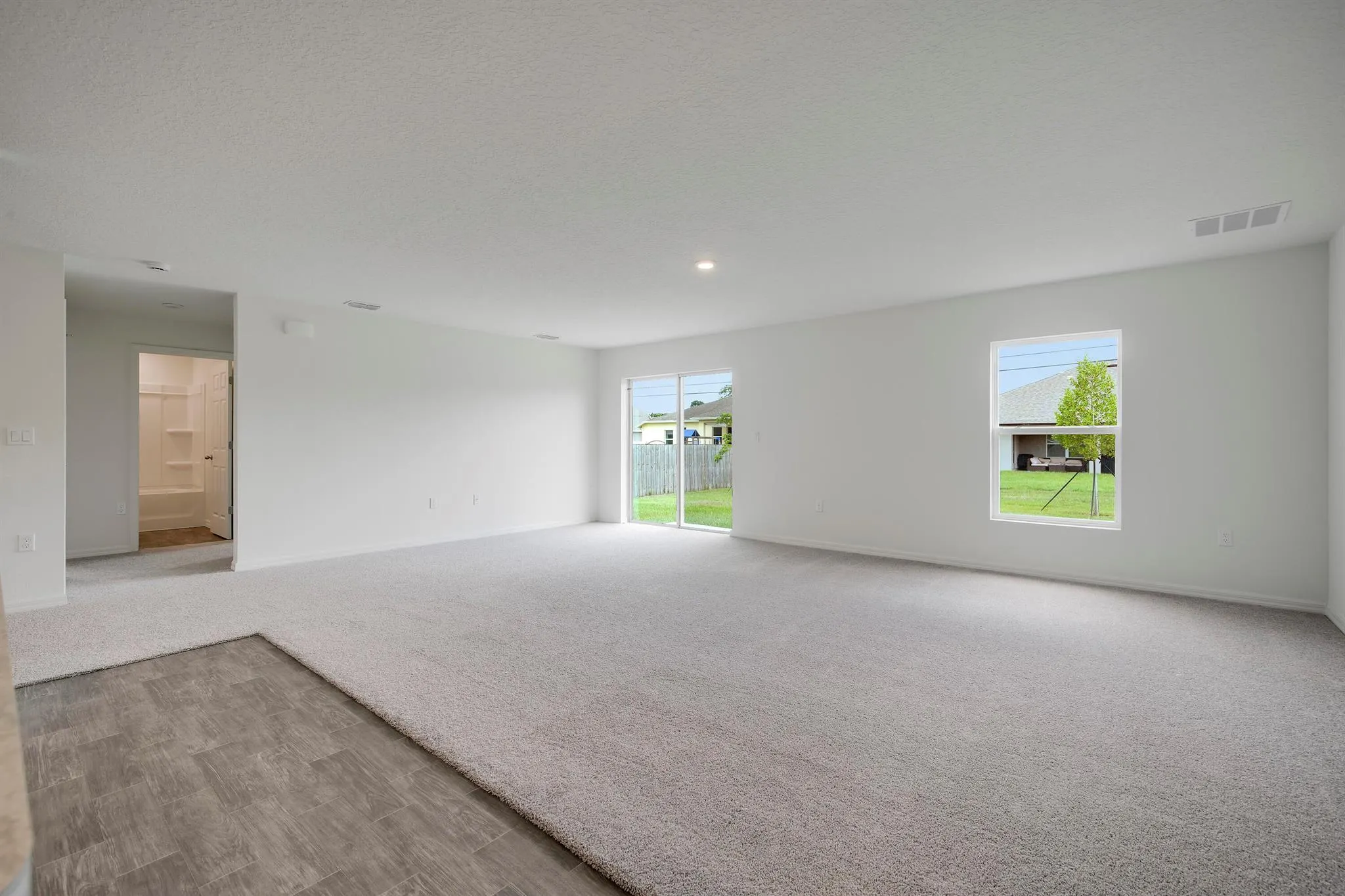 438 SW Meadow Terrace
