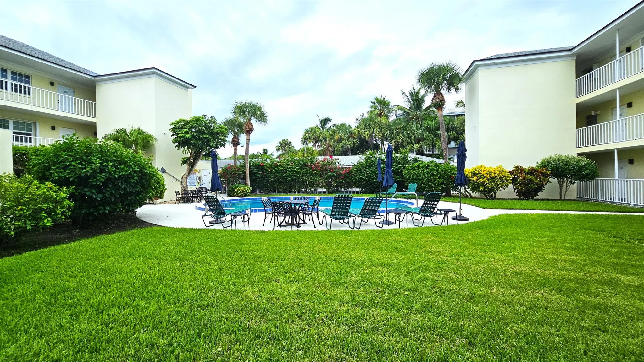 1441 Ocean Drive, #201