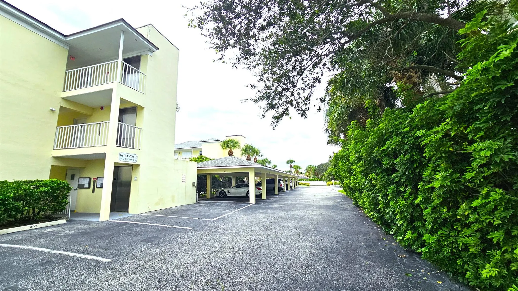 1441 Ocean Drive, #201