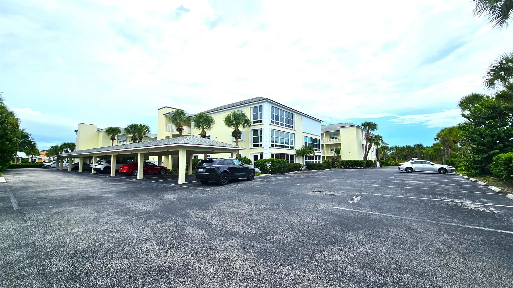 1441 Ocean Drive, #201