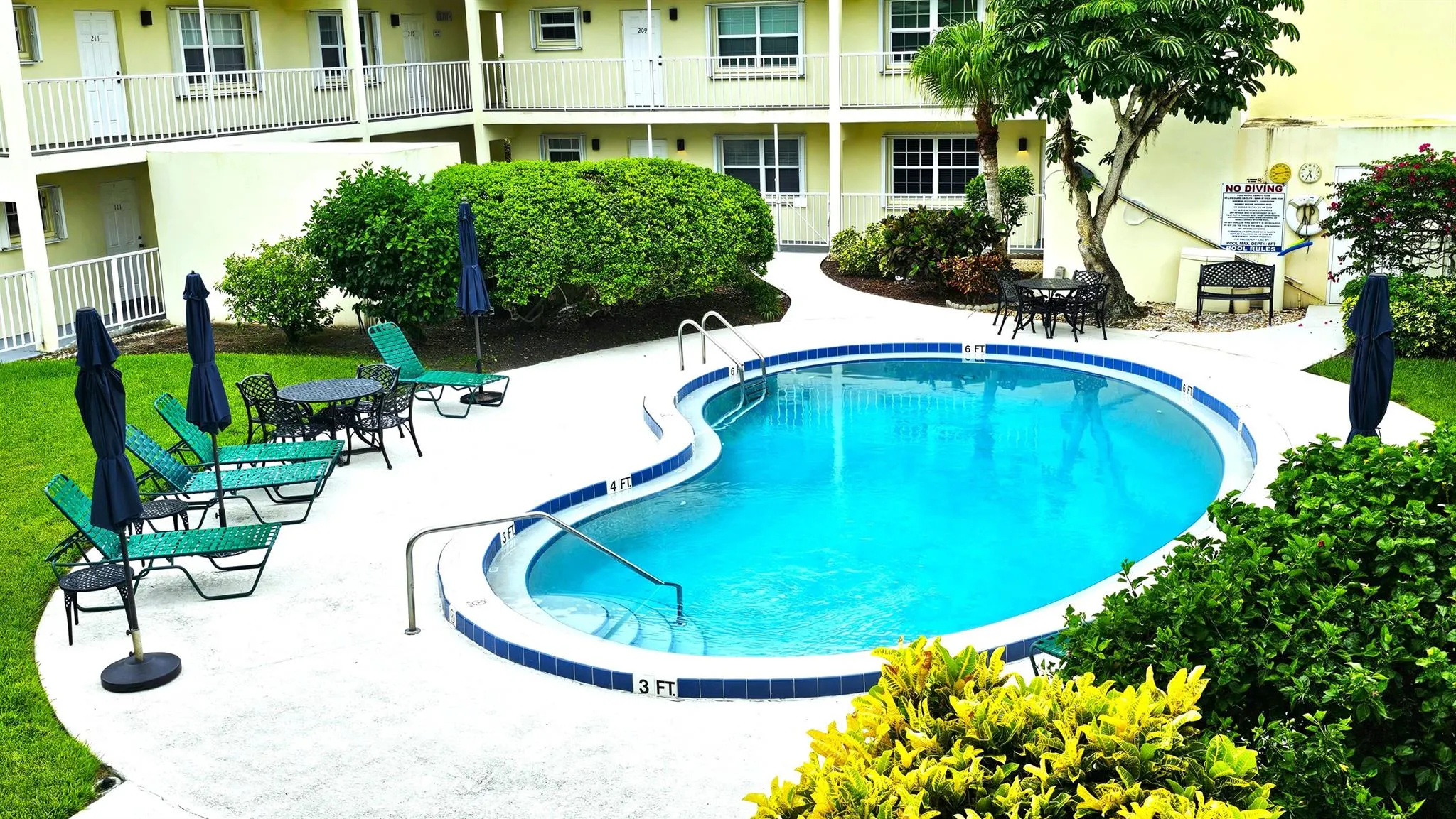 1441 Ocean Drive, #201