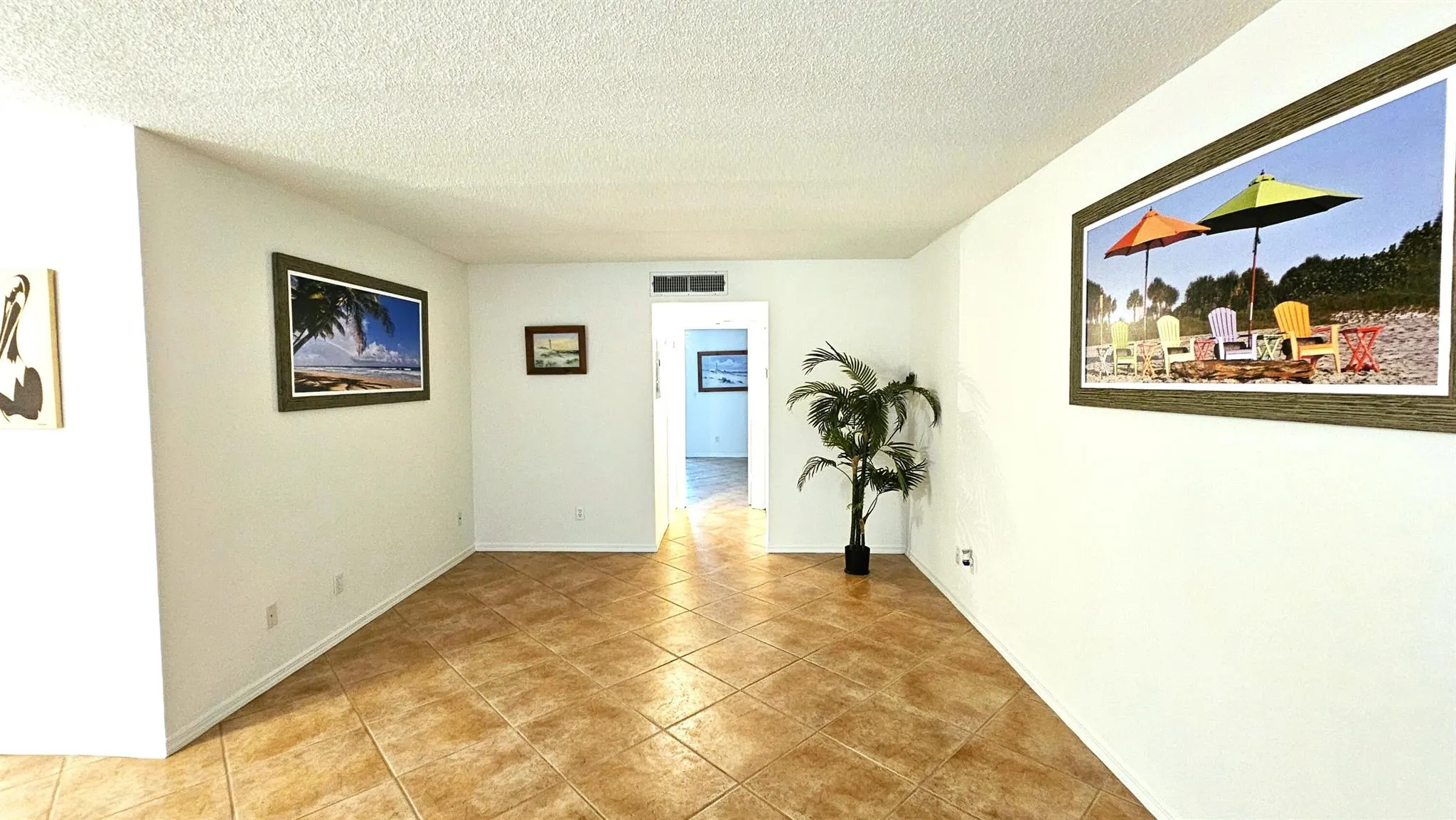 1441 Ocean Drive, #201