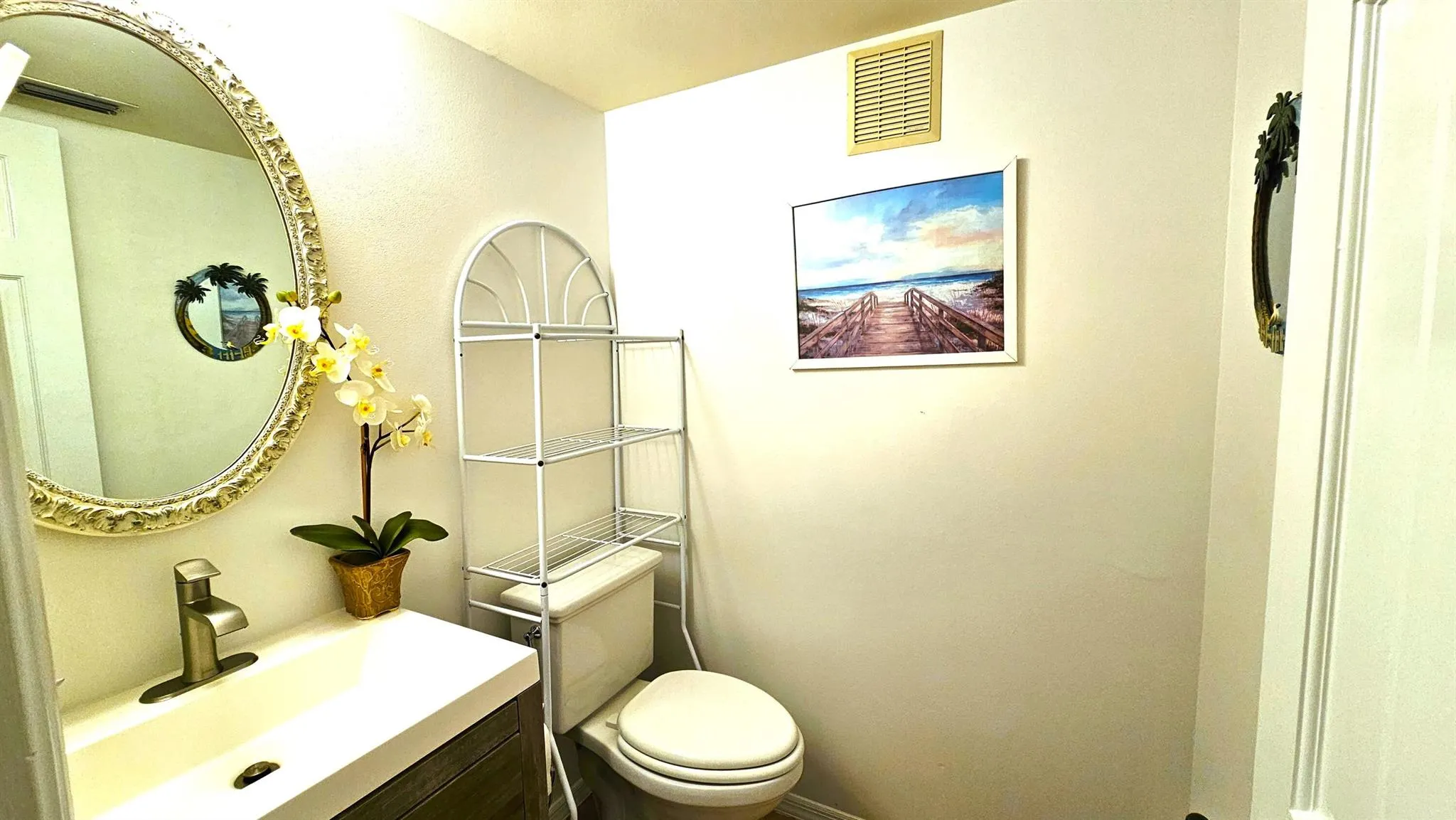1441 Ocean Drive, #201