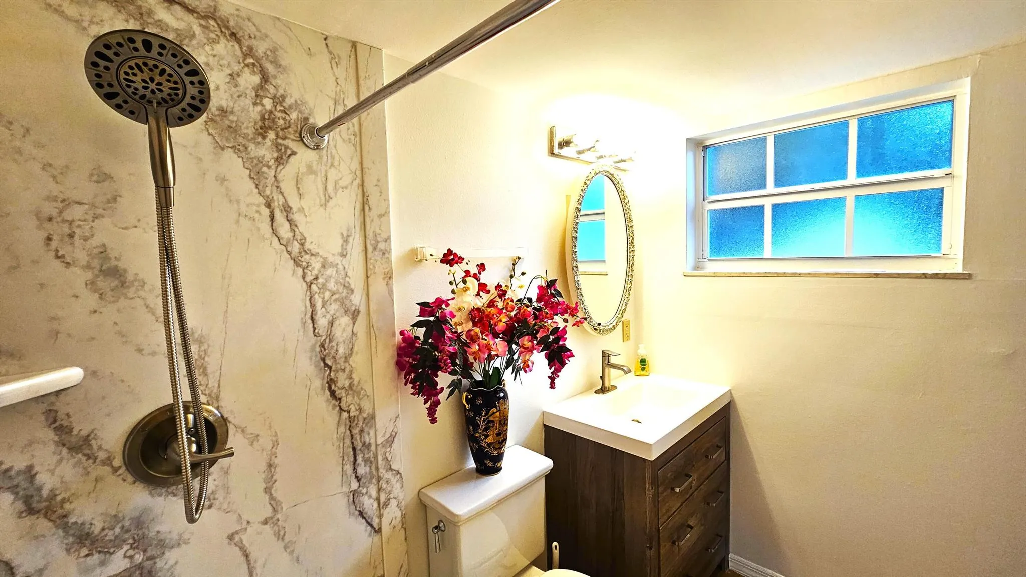 1441 Ocean Drive, #201