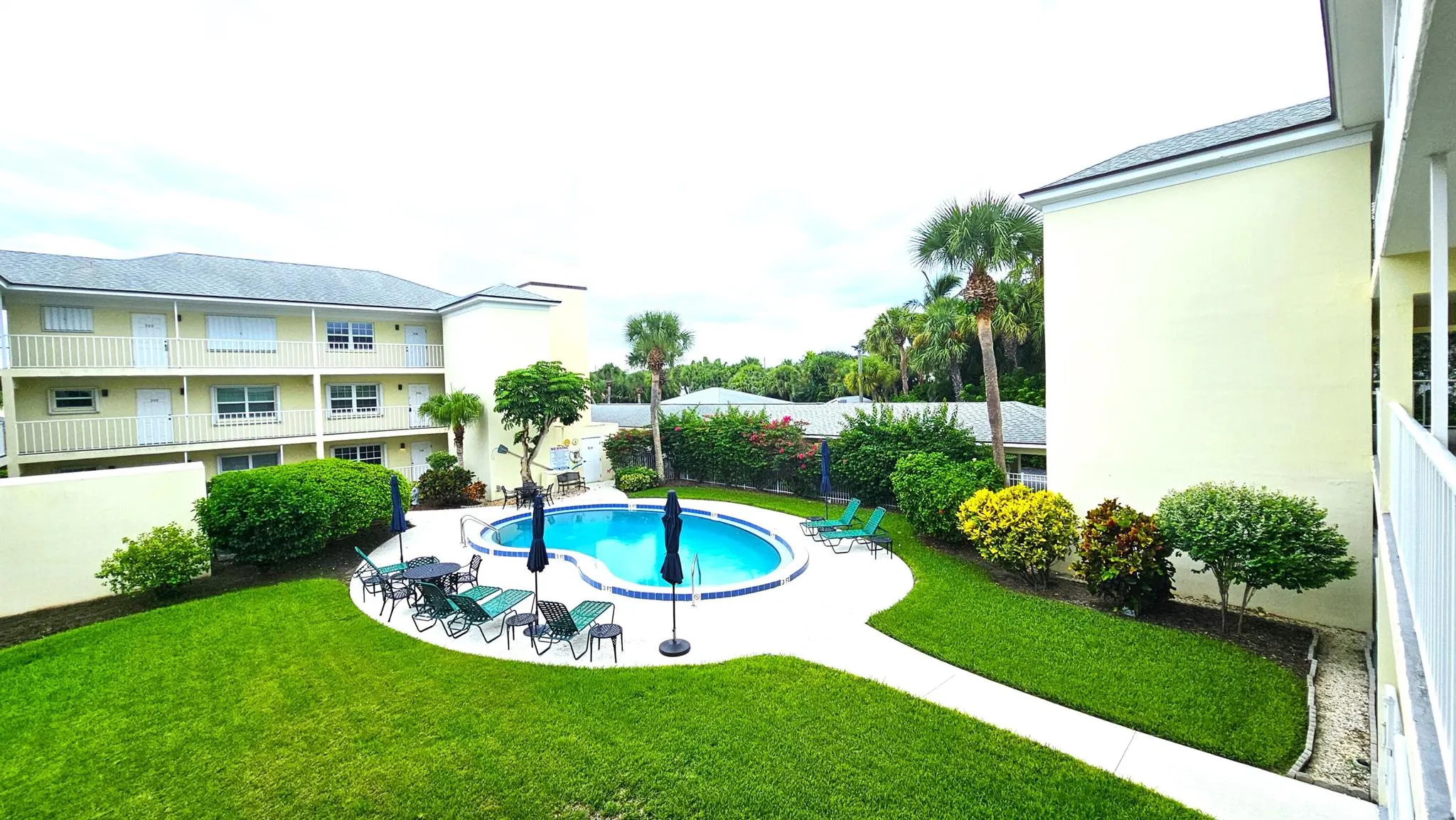 1441 Ocean Drive, #201
