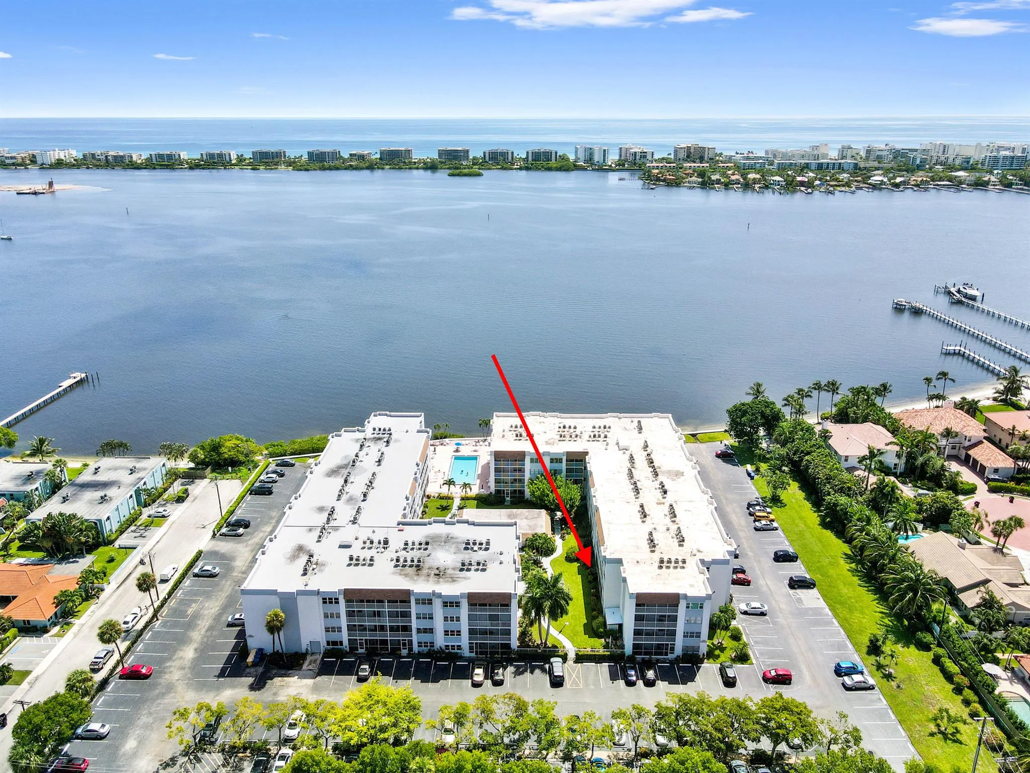 1516 S Lakeside Drive, #110