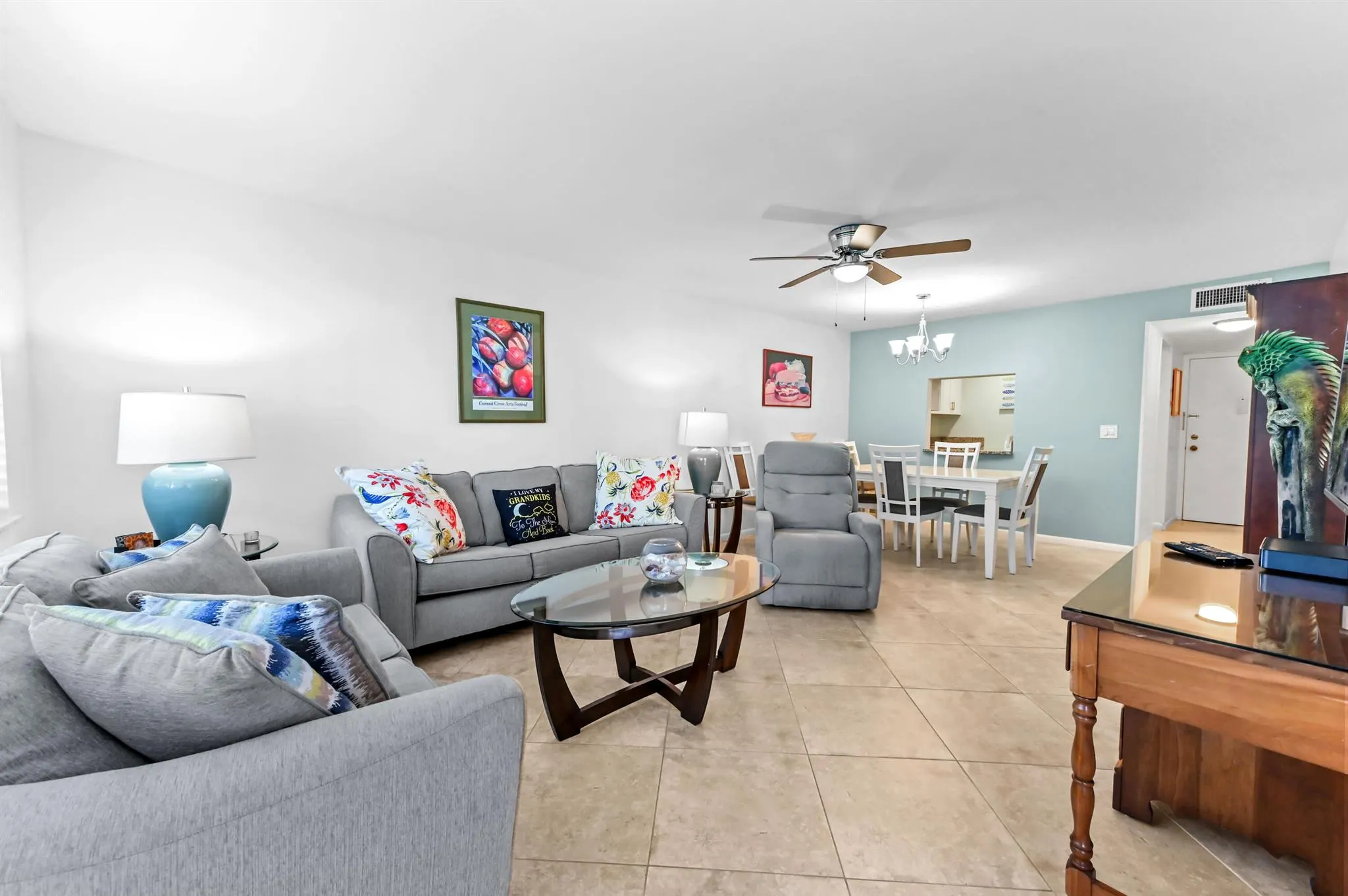 1516 S Lakeside Drive, #110
