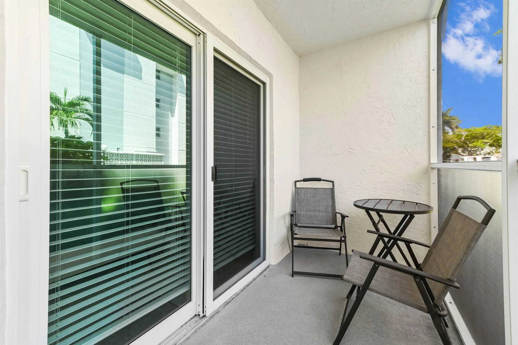 1516 S Lakeside Drive, #110