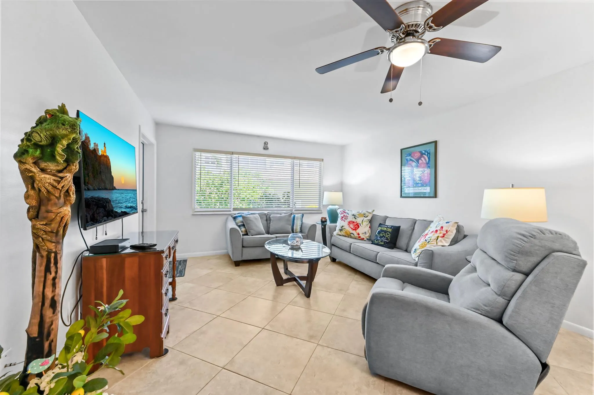 1516 S Lakeside Drive, #110