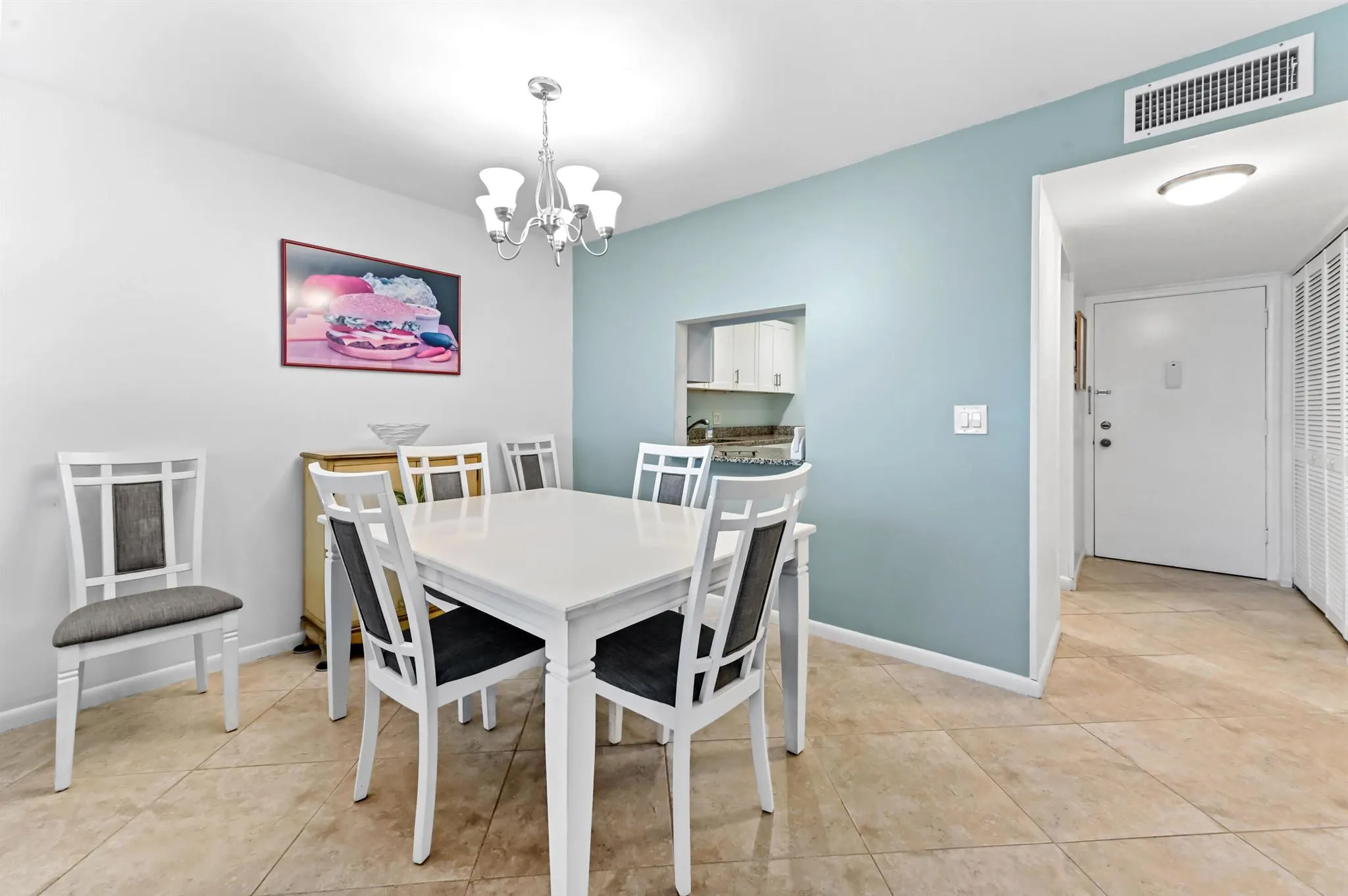 1516 S Lakeside Drive, #110