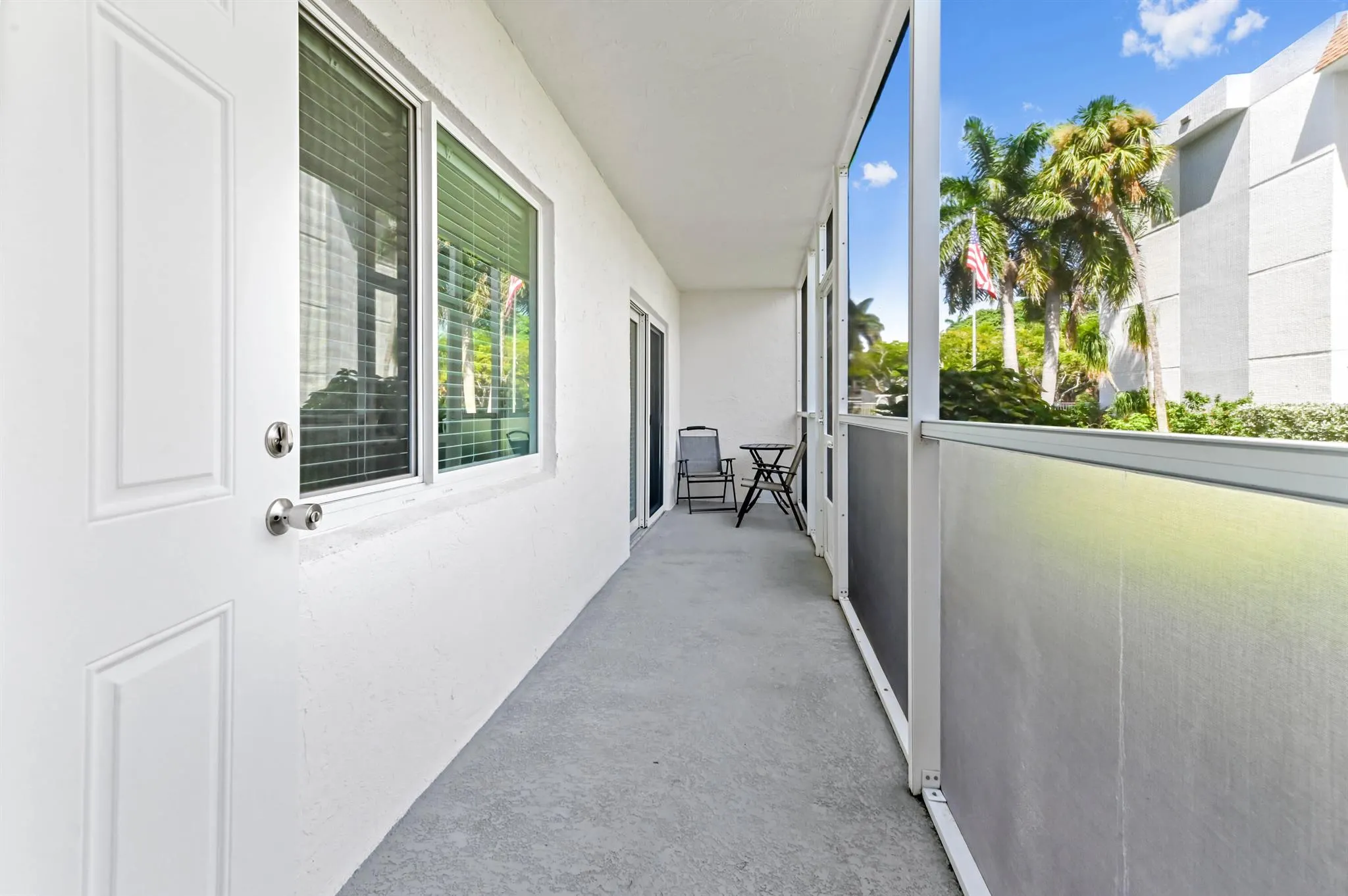 1516 S Lakeside Drive, #110