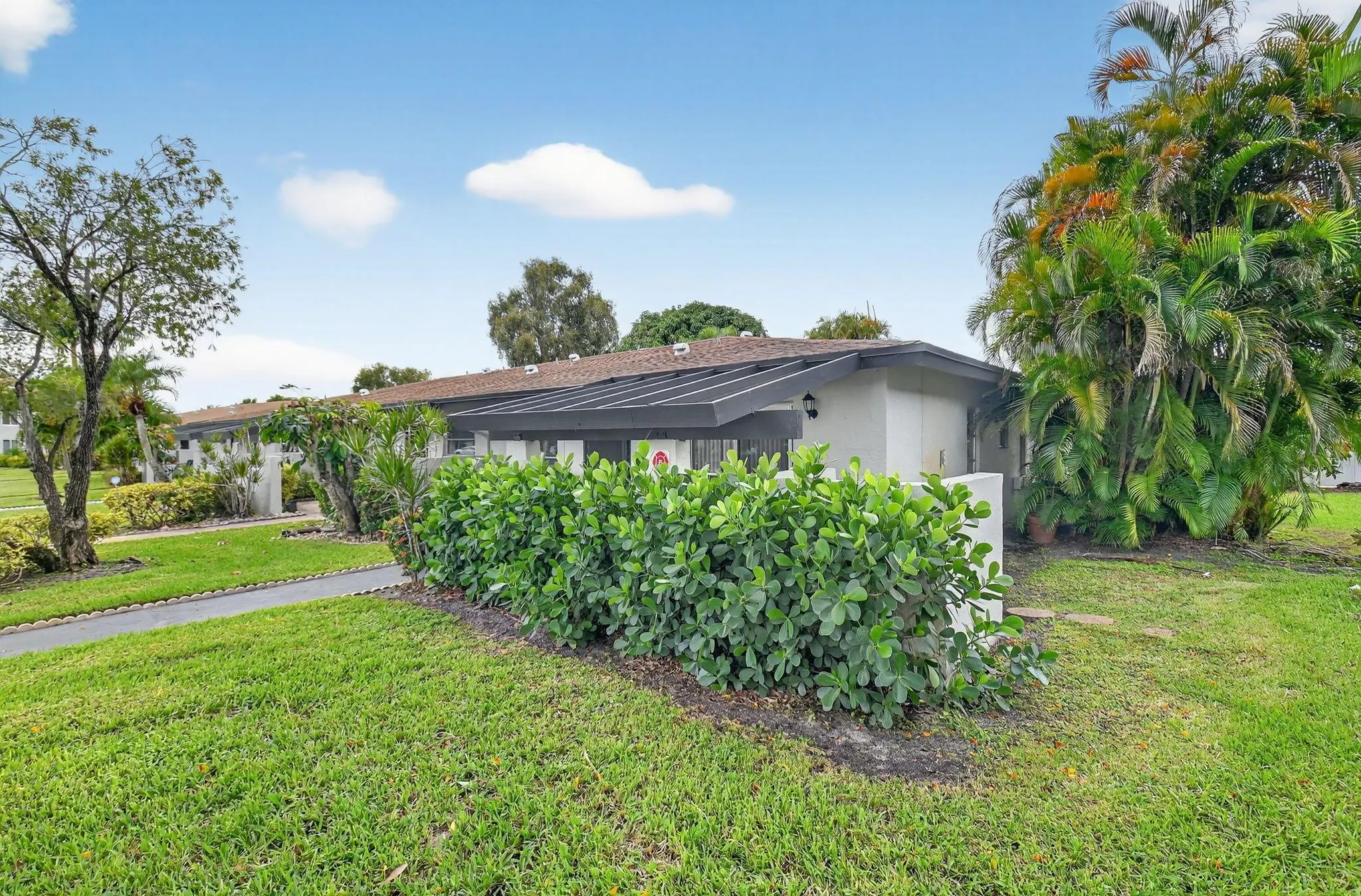 5831 Sugar Palm Court, #D