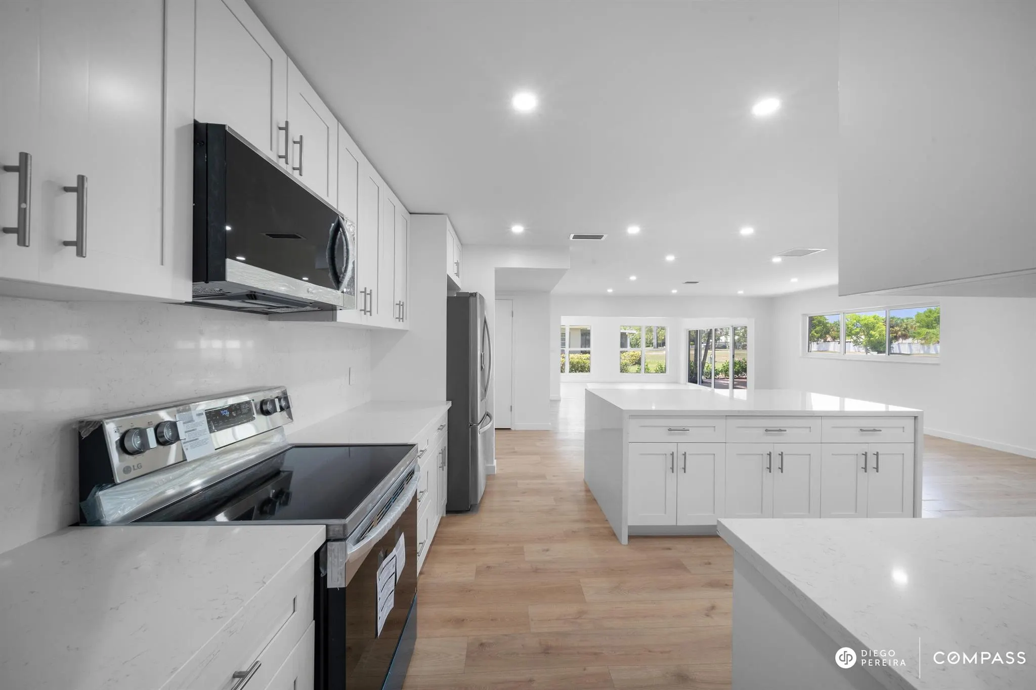 3011 N Palm Aire Drive