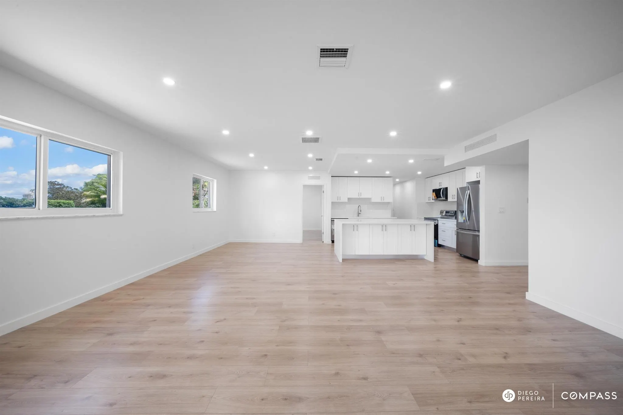 3011 N Palm Aire Drive