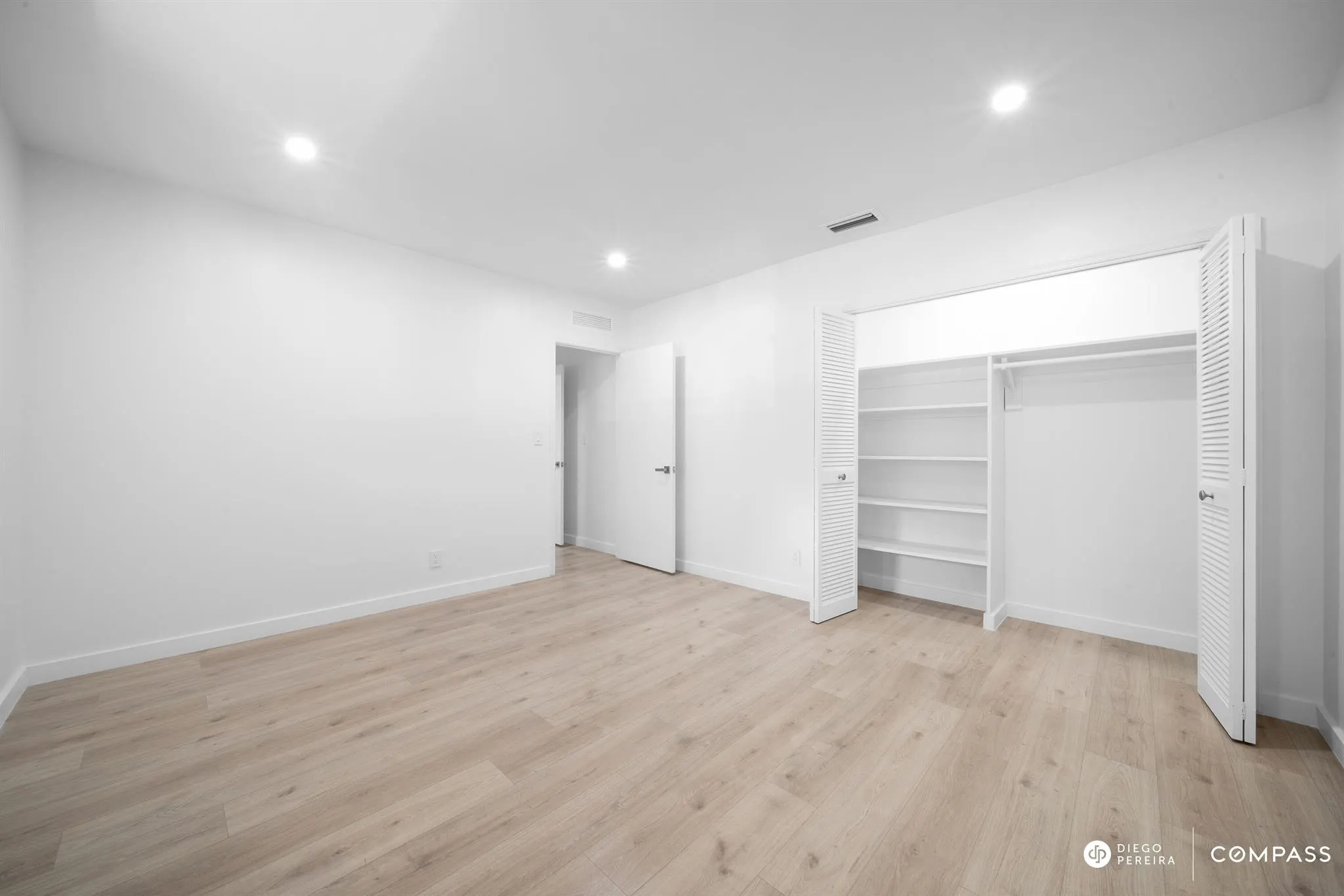 3011 N Palm Aire Drive