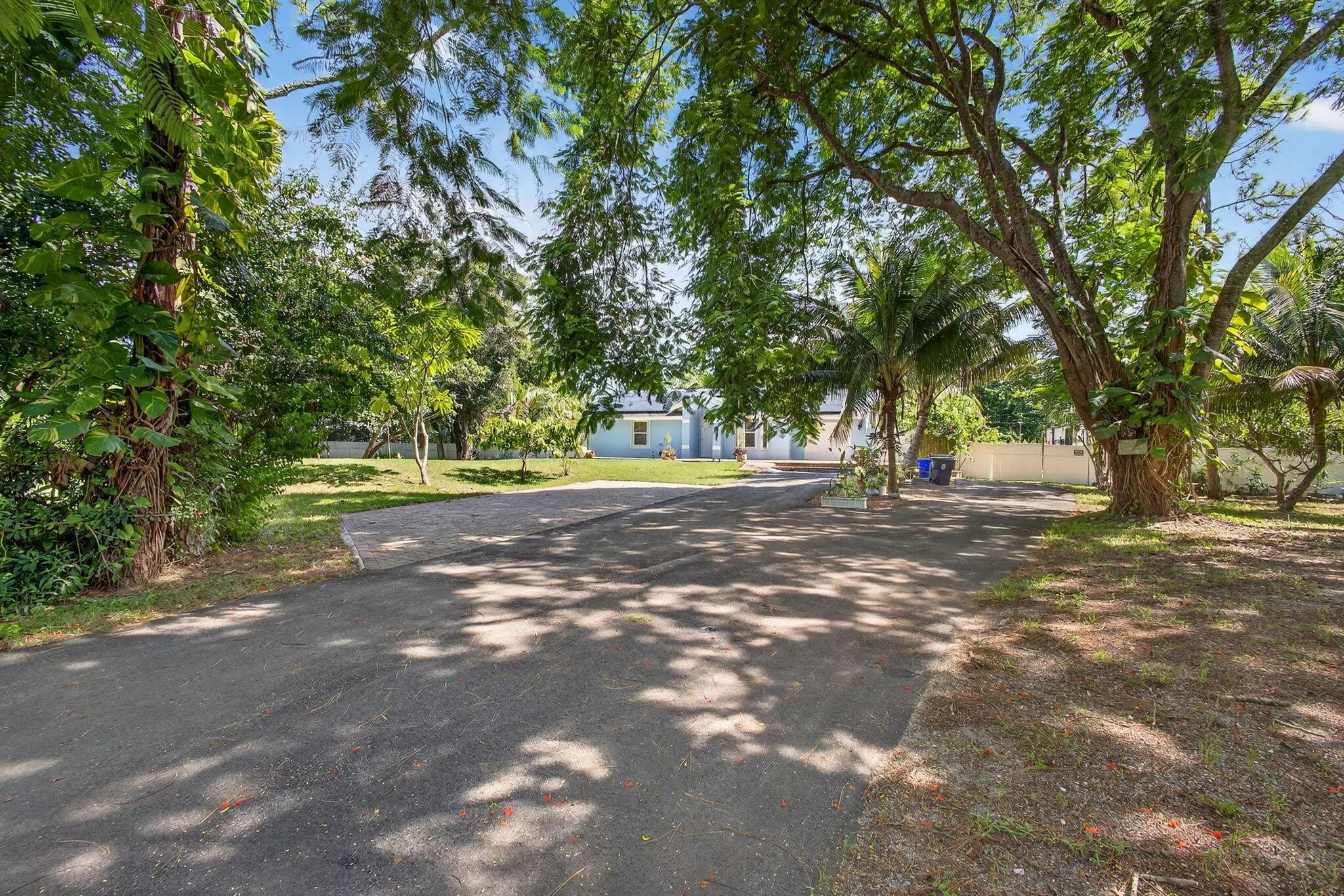 18852 50th Street N