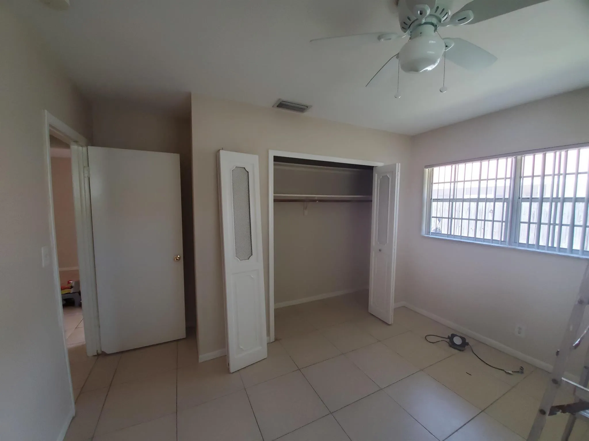 94 SE 3rd Avenue, #94-96
