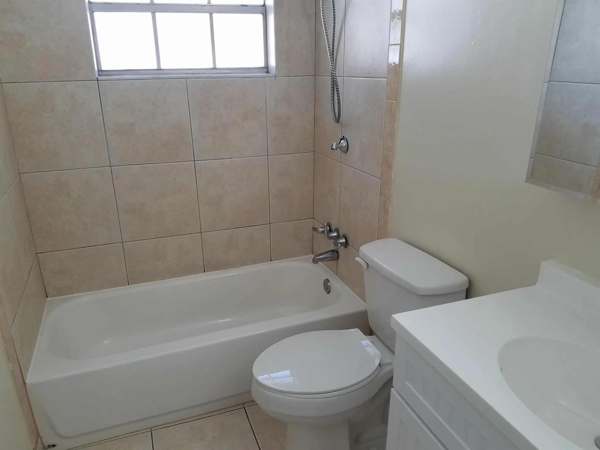 94 SE 3rd Avenue, #94-96